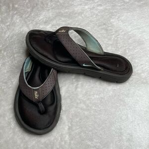 NIKE 7 Comfort Footbed Black Thong Flip Flops Sandals